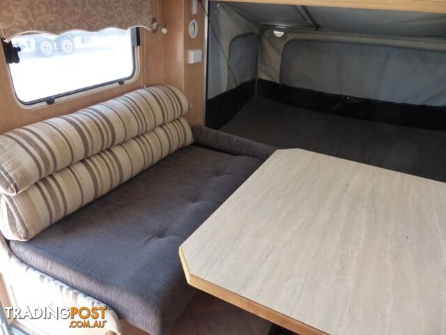 2010  PARAMOUNT DUET  16' EXPAND POP TOP