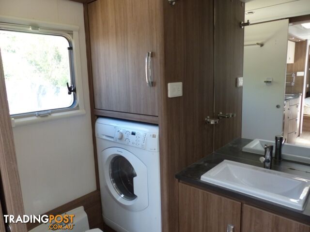 2014  JAYCO SILVERLINE  21.65-1 CARAVAN