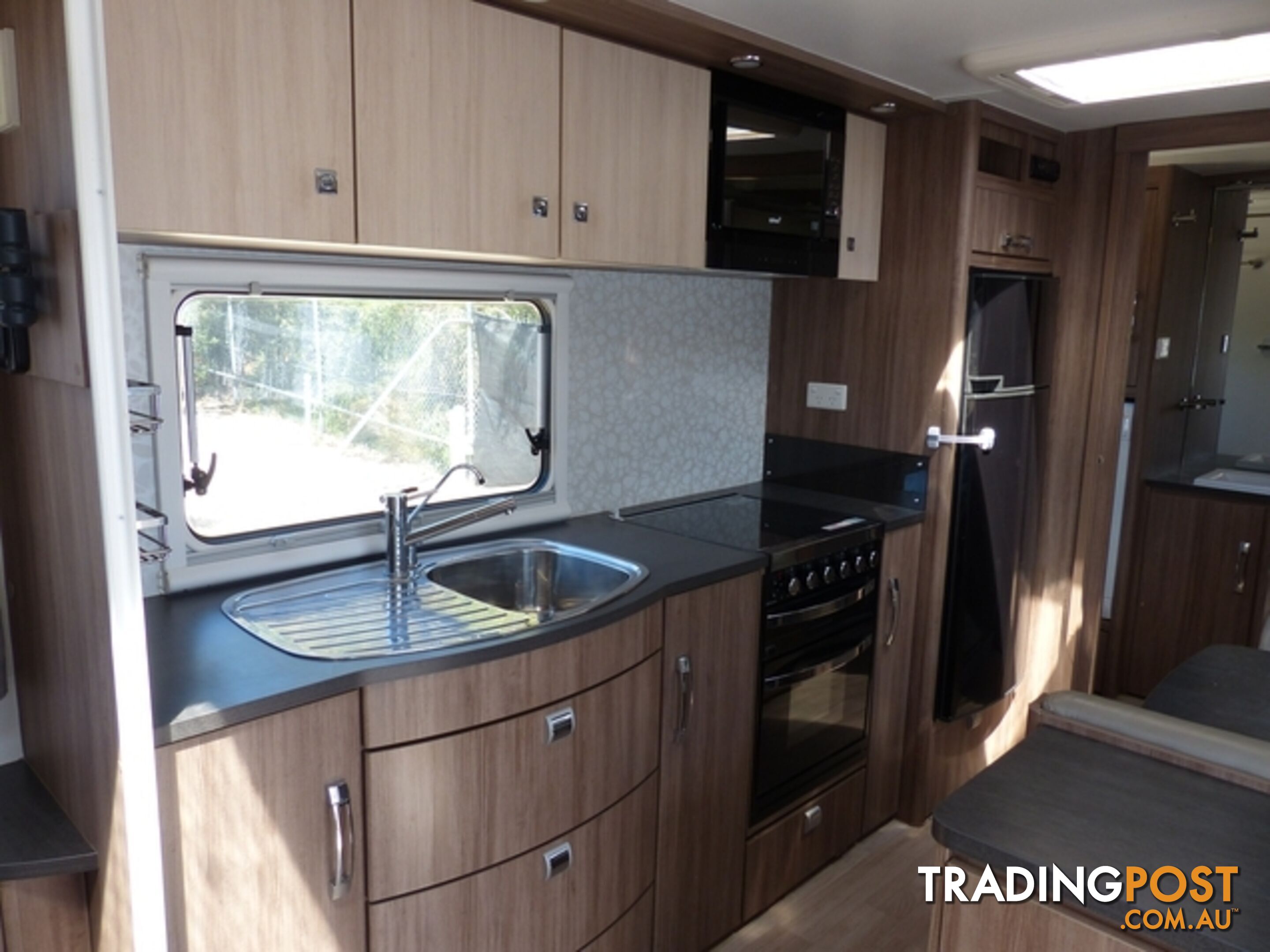 2014  JAYCO SILVERLINE  21.65-1 CARAVAN