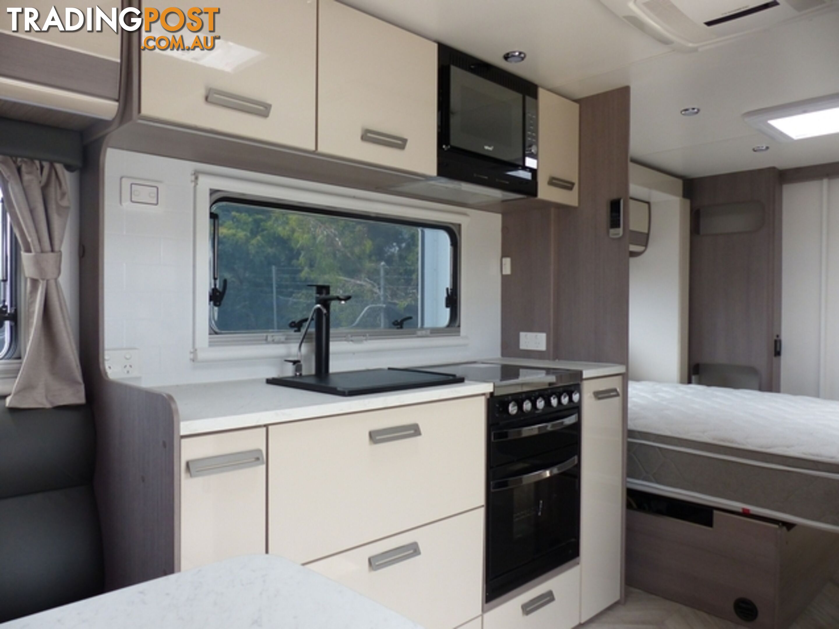 2021  JAYCO SILVERLINE OUTBACK  21.65-3.OB CARAVAN