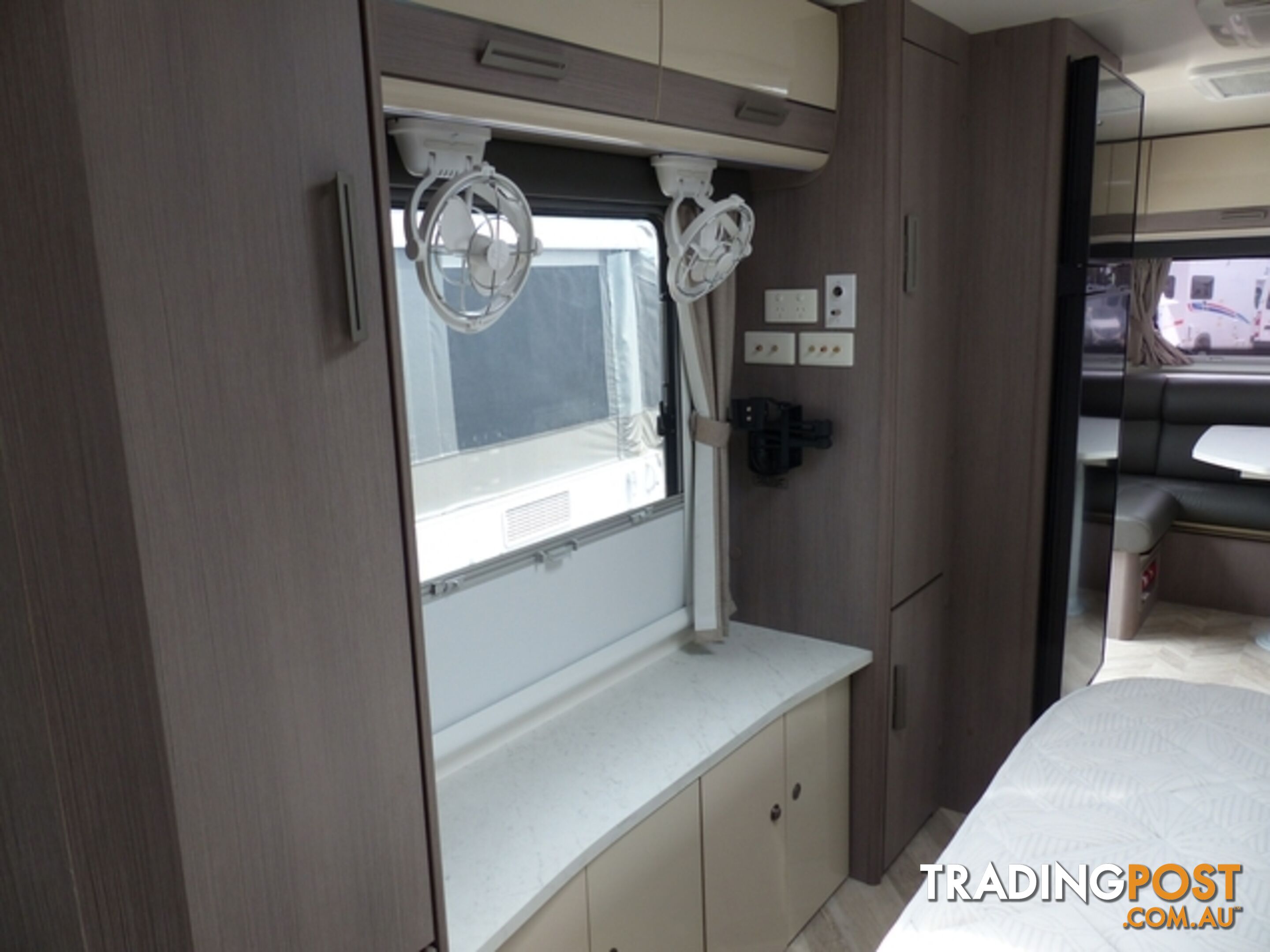 2021  JAYCO SILVERLINE OUTBACK  21.65-3.OB CARAVAN