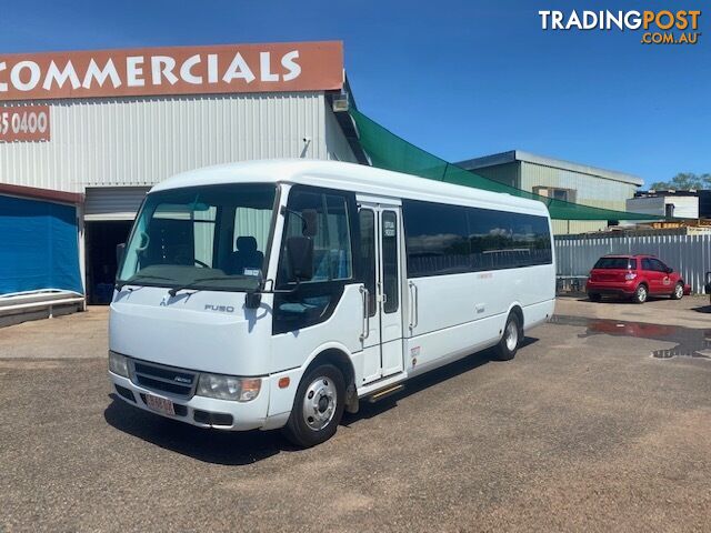 2014 Mitsubishi Fuso RWD People Mover with Wheel Chair Lift - photo 2 of 10