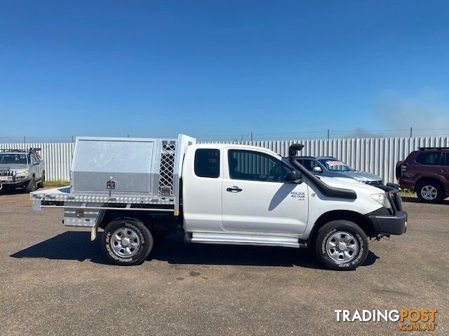 2009 Toyota Hilux Ex Cab SR 4x4 Ute Manual - photo 5 of 10