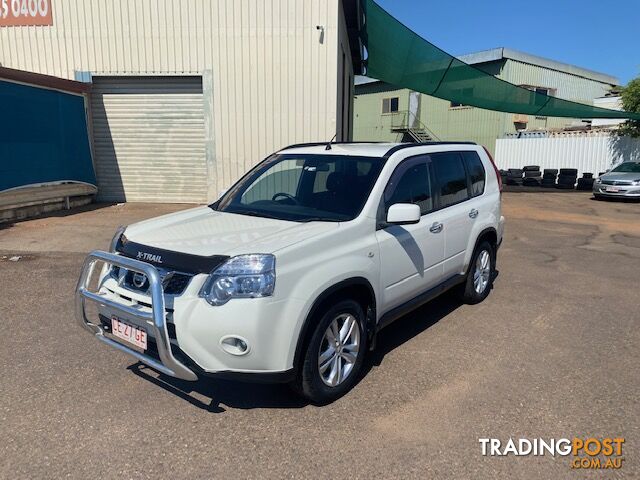 2011 nissan x trail st l