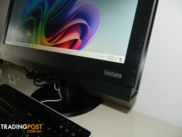 Lenovo ThinkCentre M900z AIO 23.8" - Core i5-6th Gen/8GB RAM/256GB SSD