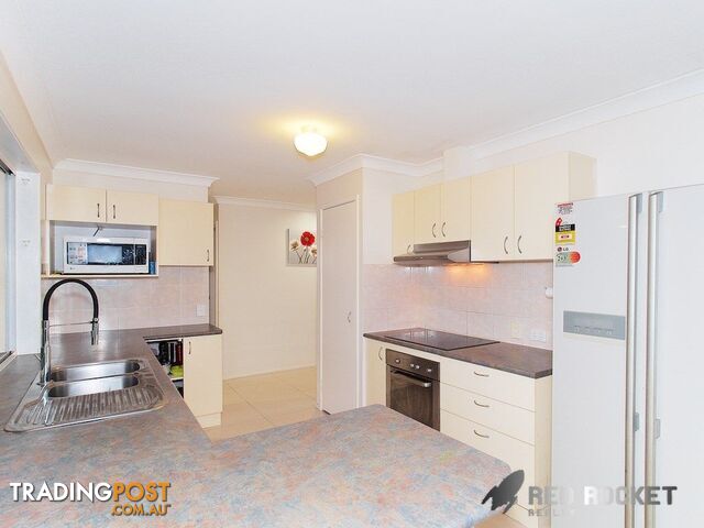 8 callinar ct Meadowbrook QLD 4131