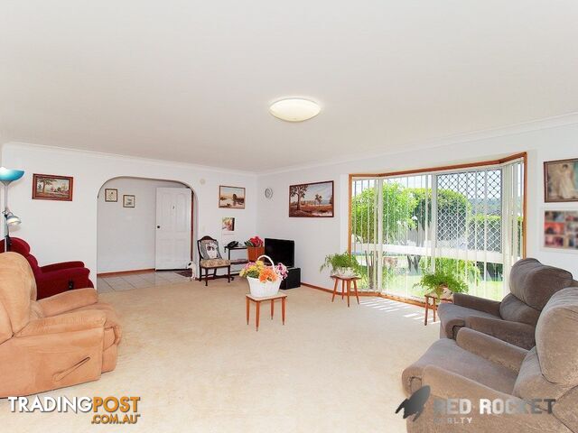 3 Evita ct Daisy Hill QLD 4127