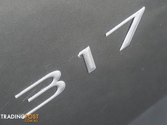 2011 HOLDEN SPECIAL VEHICLES CLUBSPORT R8 E Series 3 SEDAN - photo 3 of 15