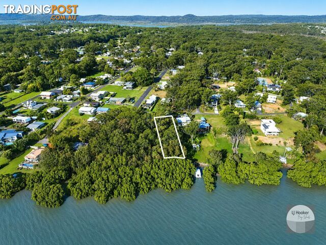 78 Deenya Parade RUSSELL ISLAND QLD 4184