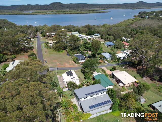 4 Cutter Street RUSSELL ISLAND QLD 4184