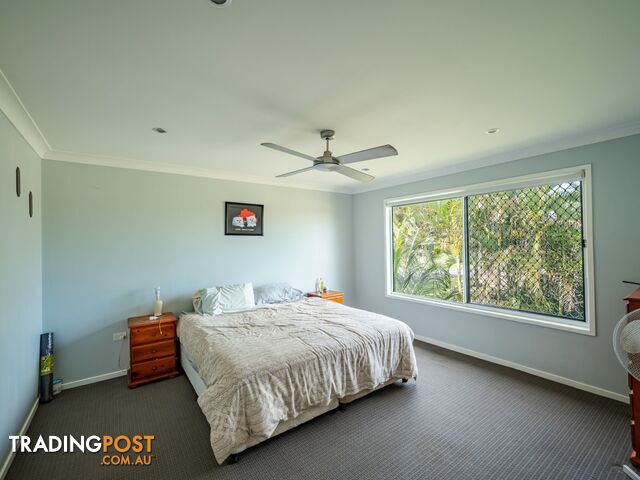 4 Cutter Street RUSSELL ISLAND QLD 4184