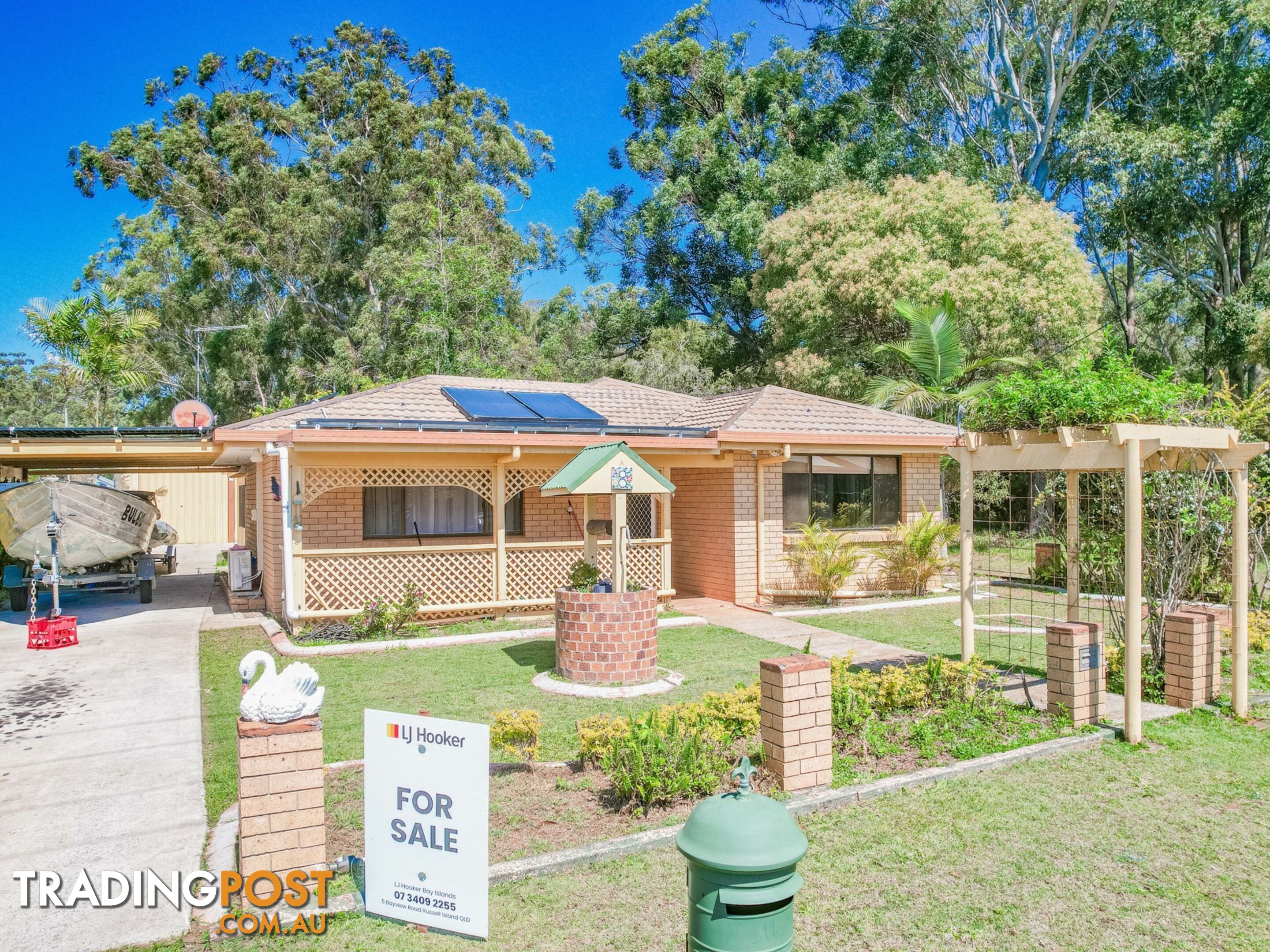 8 Pia Street RUSSELL ISLAND QLD 4184