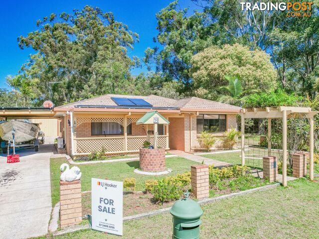 8 Pia Street RUSSELL ISLAND QLD 4184