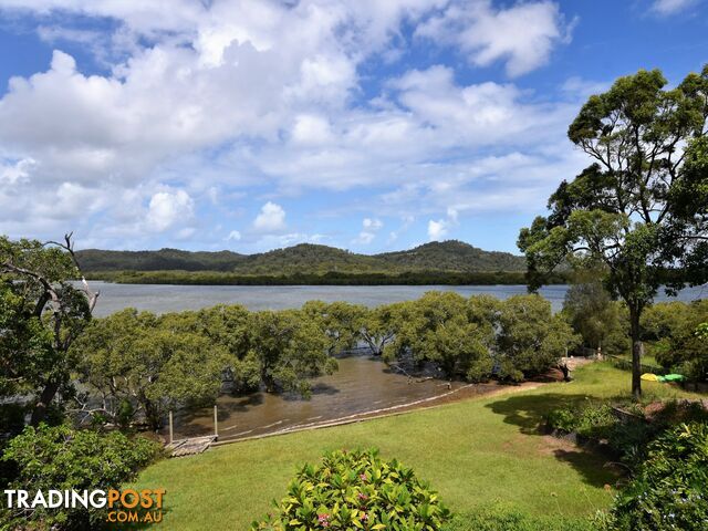 80-82 Oasis Dve RUSSELL ISLAND QLD 4184