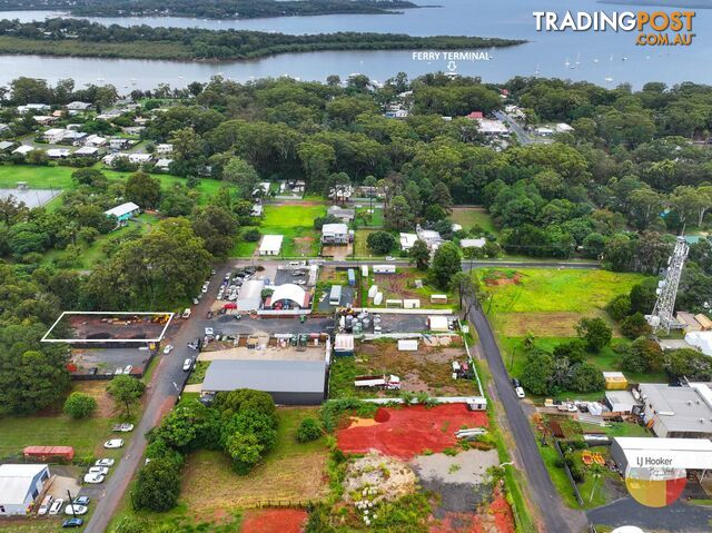 9 John Street RUSSELL ISLAND QLD 4184 - photo 2 of 4