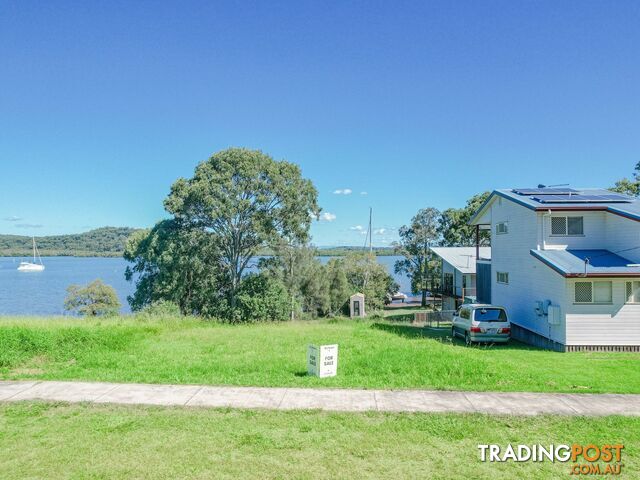 132 Canaipa Point Dve RUSSELL ISLAND QLD 4184