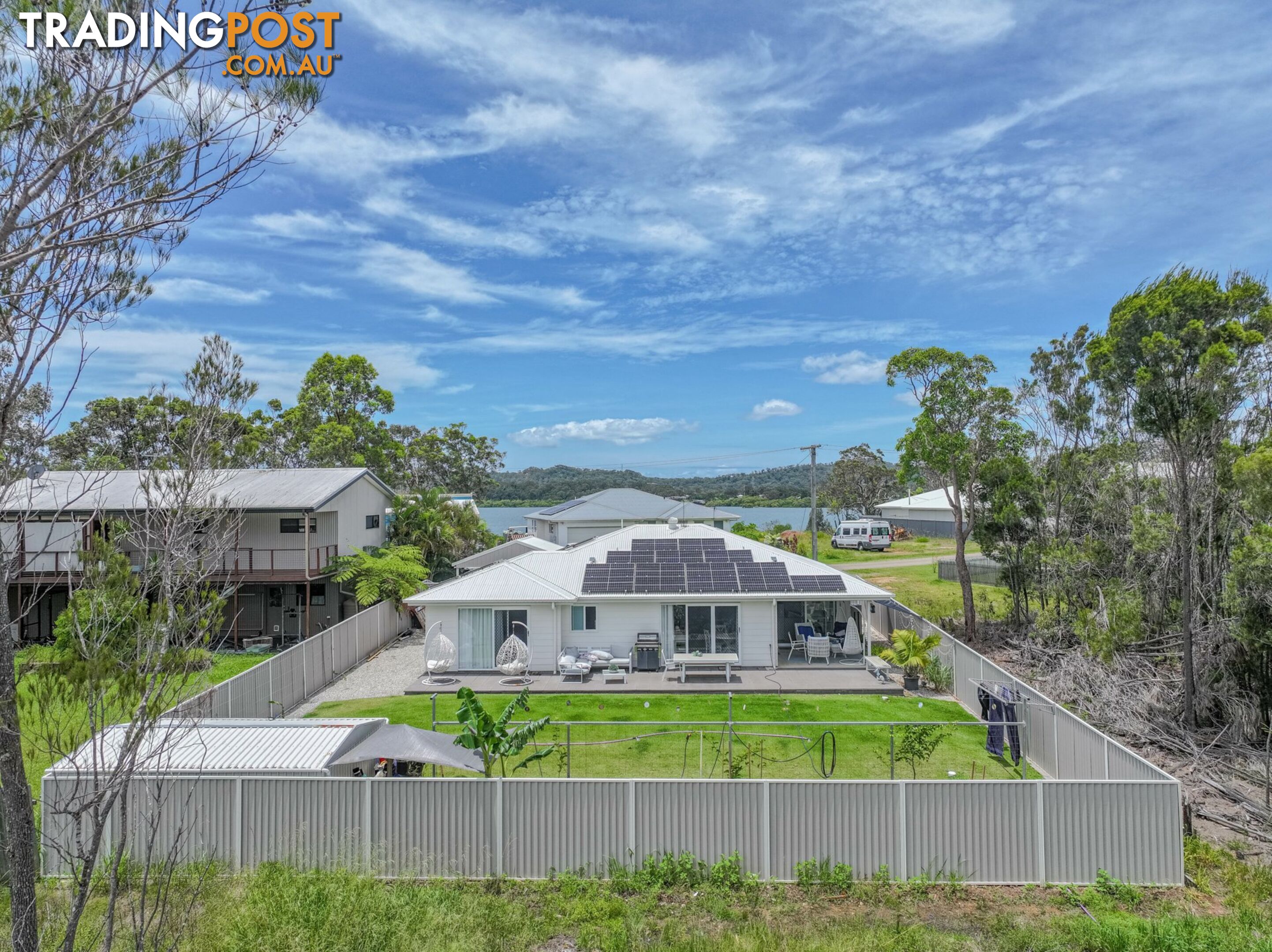 35-37 Tenanne Street RUSSELL ISLAND QLD 4184