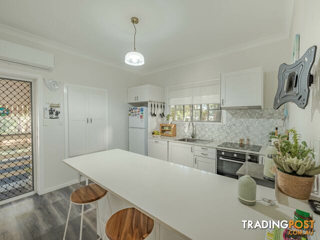 1 Billambang Street RUSSELL ISLAND QLD 4184