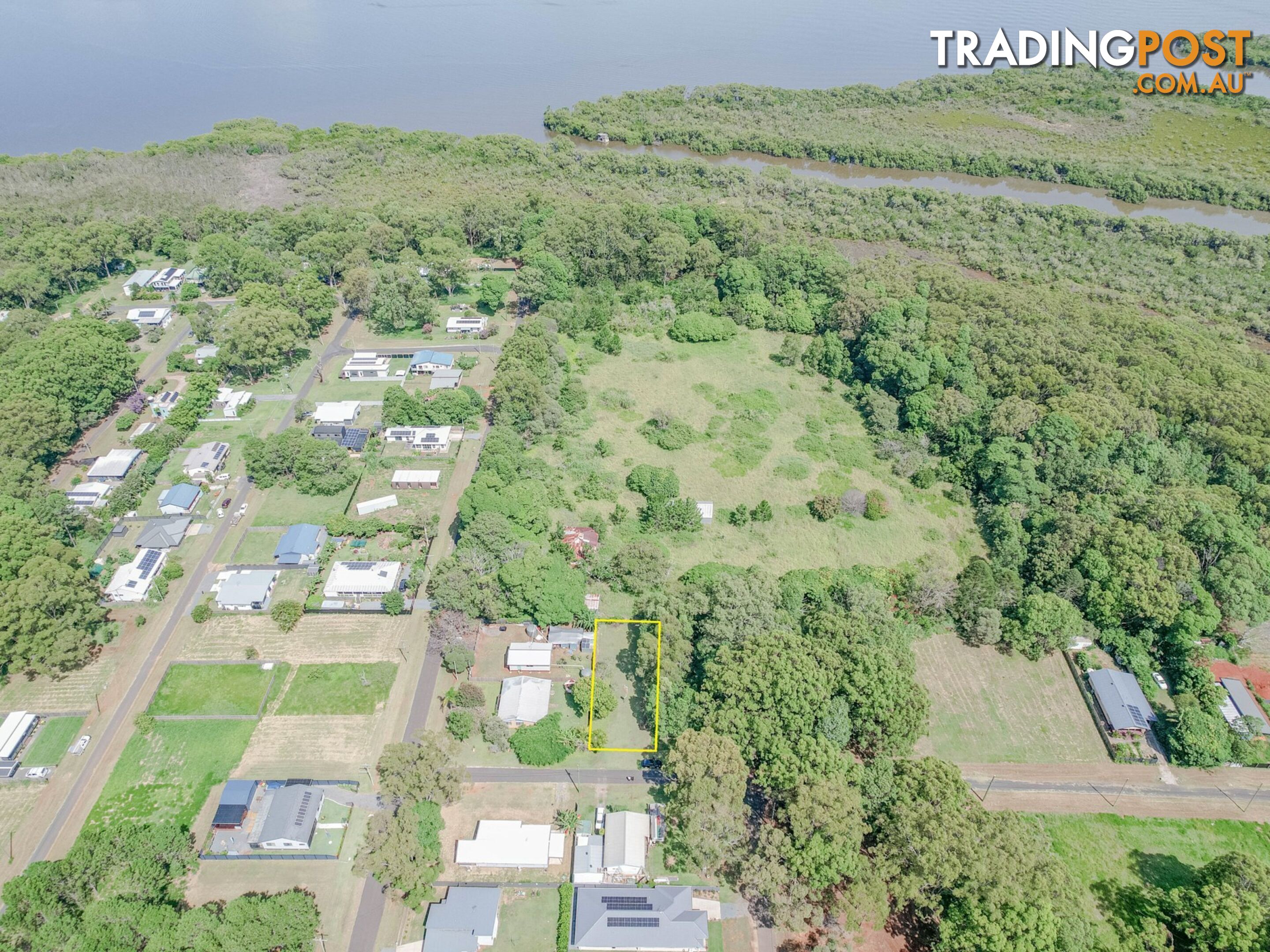 33 Oaklea Street RUSSELL ISLAND QLD 4184