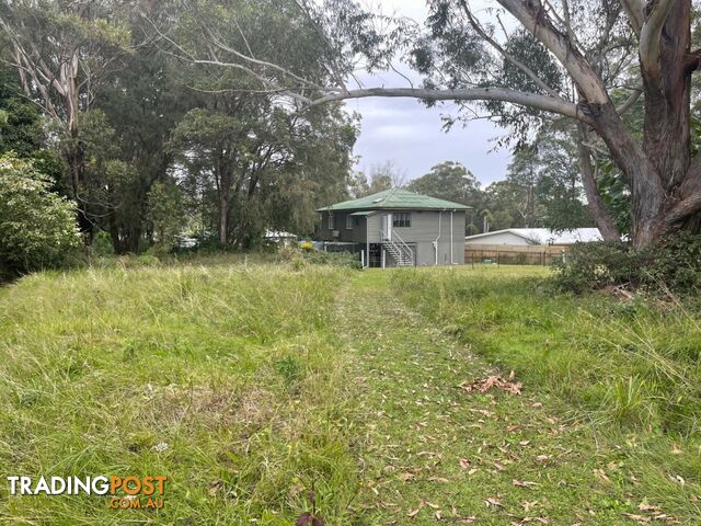 16 TAYLOR STREET RUSSELL ISLAND QLD 4184