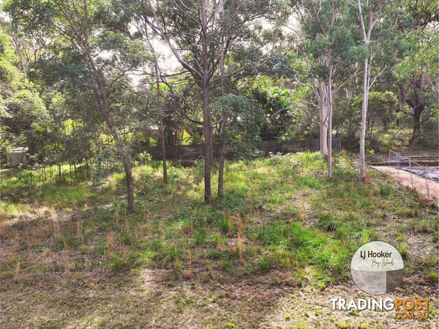 57 Tahlin Drive RUSSELL ISLAND QLD 4184 - photo 2 of 4