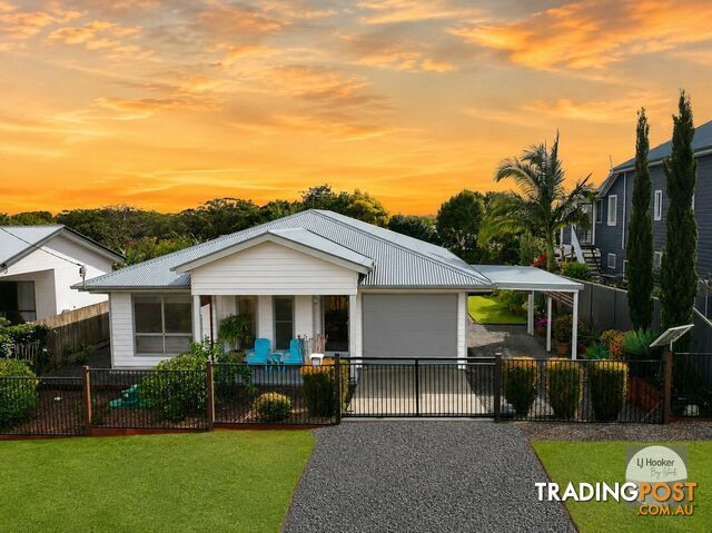 23 Highland Street RUSSELL ISLAND QLD 4184