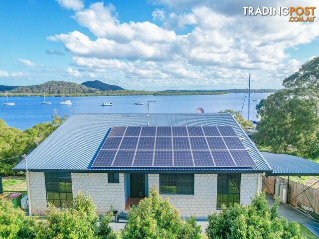 136 Canaipa Point Dve RUSSELL ISLAND QLD 4184