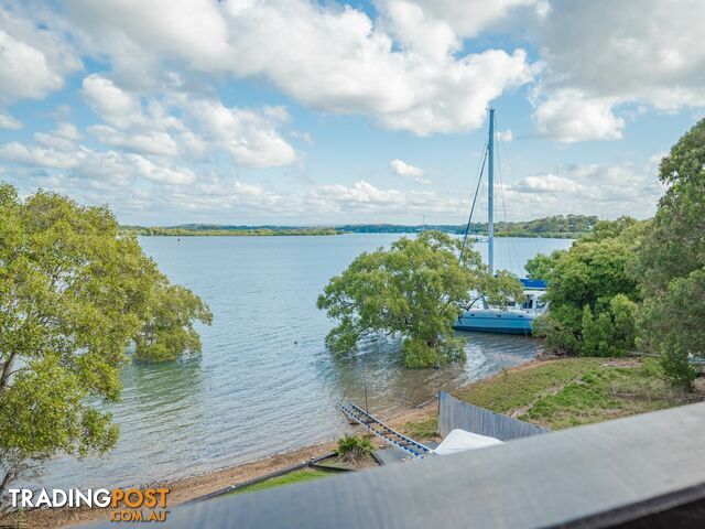 136 Canaipa Point Dve RUSSELL ISLAND QLD 4184