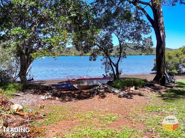 18 Oasis Dve RUSSELL ISLAND QLD 4184 - photo 5 of 5