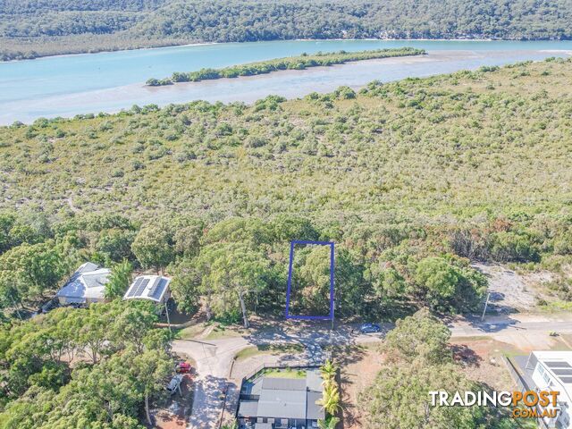 6 Leichhardt Terrace RUSSELL ISLAND QLD 4184