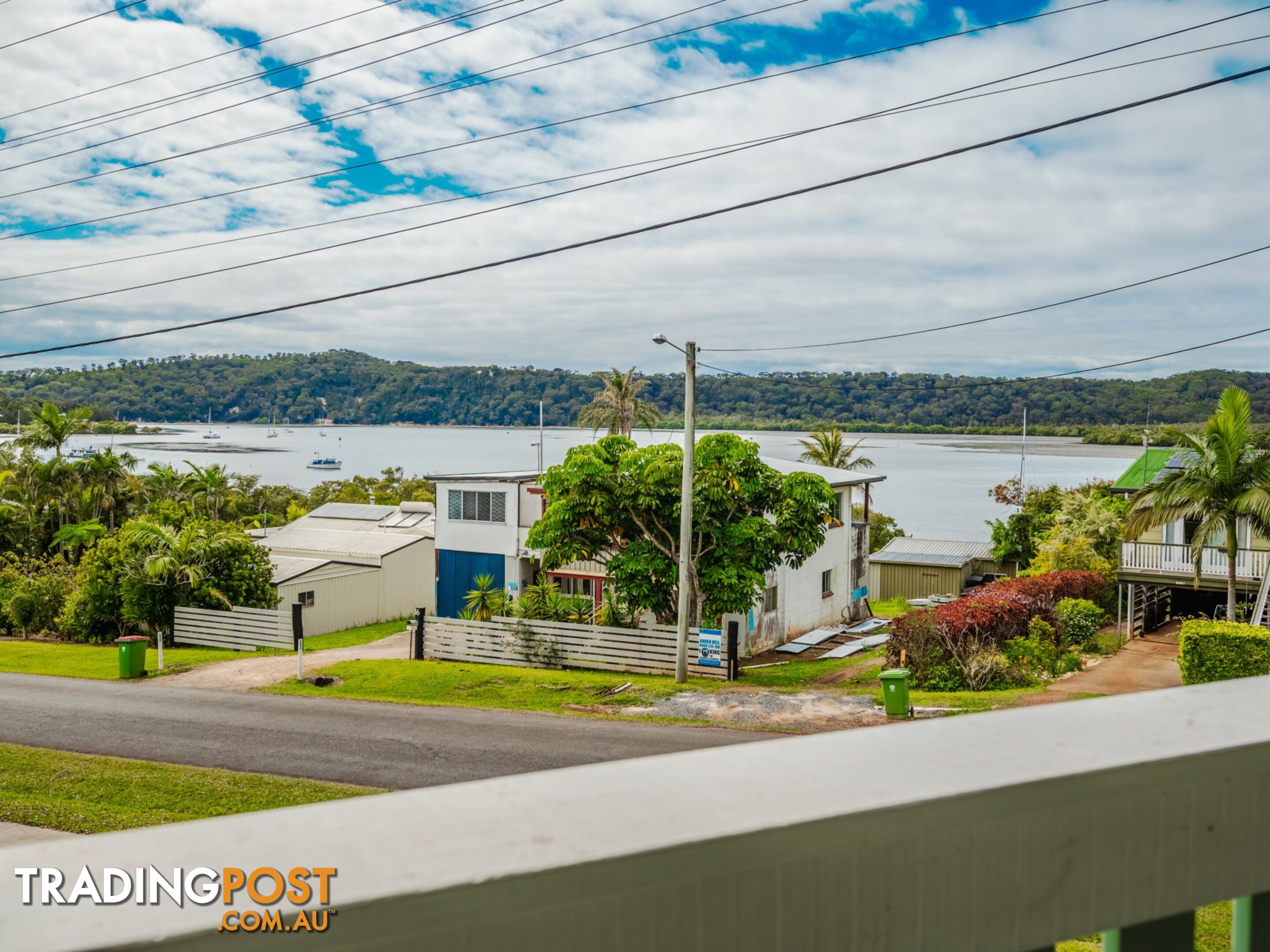 37 Canaipa Point Dve RUSSELL ISLAND QLD 4184