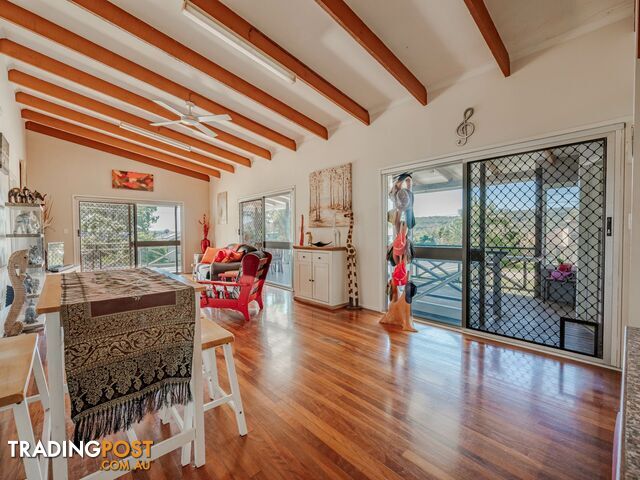 70 Barcelona Terrace RUSSELL ISLAND QLD 4184