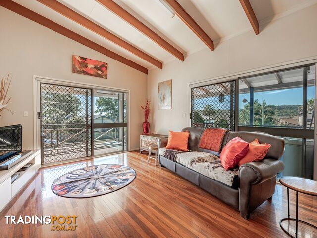 70 Barcelona Terrace RUSSELL ISLAND QLD 4184