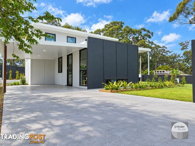 37 Taylor St RUSSELL ISLAND QLD 4184