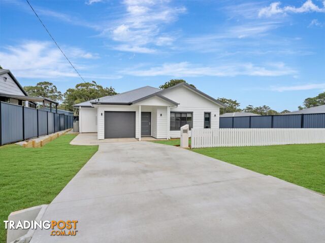 100 Kings Road RUSSELL ISLAND QLD 4184