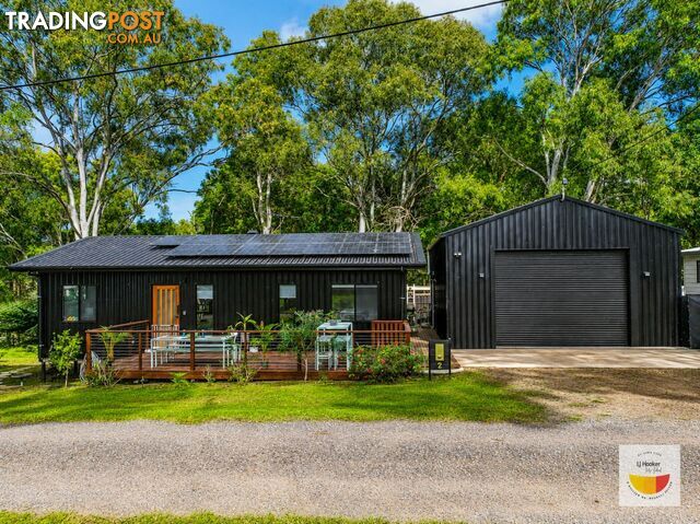 2 Victoria Avenue RUSSELL ISLAND QLD 4184