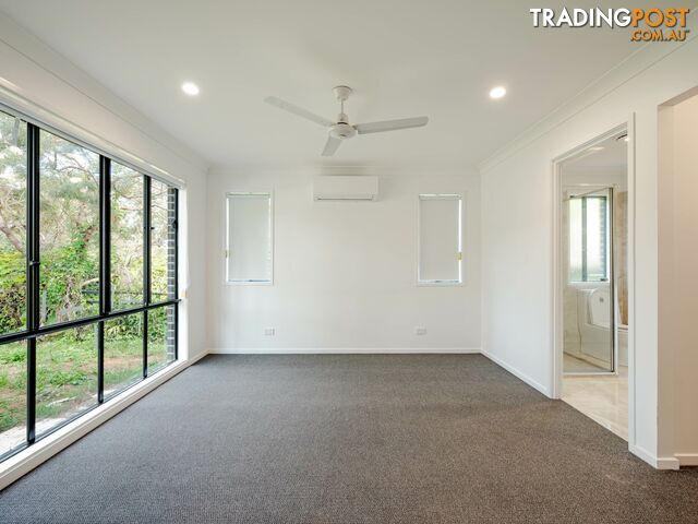 18 Tierney Terrace RUSSELL ISLAND QLD 4184