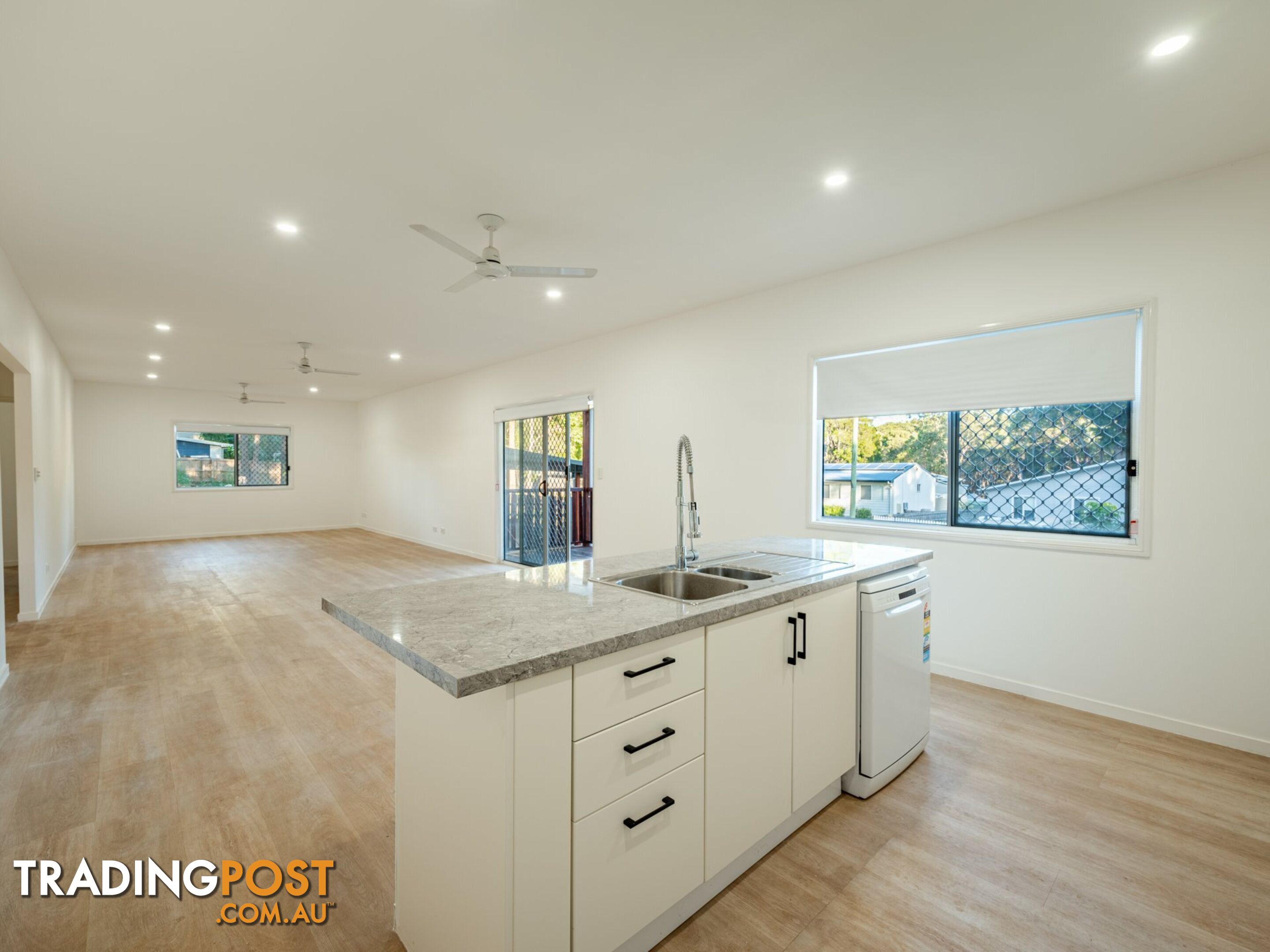 25 Dempsey Street RUSSELL ISLAND QLD 4184