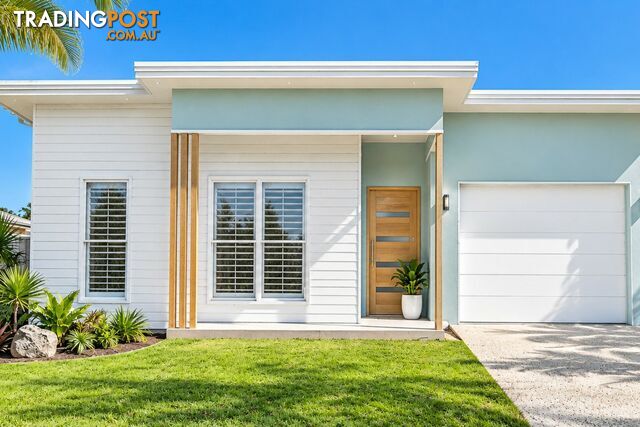 RUSSELL ISLAND QLD 4184