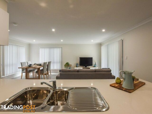 83 Kings Road RUSSELL ISLAND QLD 4184