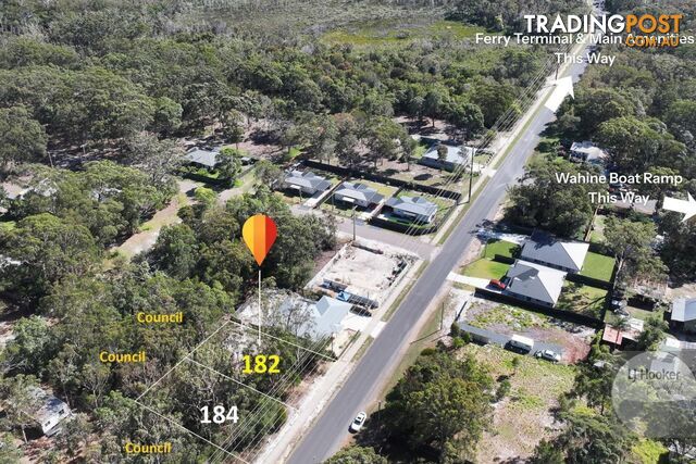 182 Centre Road RUSSELL ISLAND QLD 4184