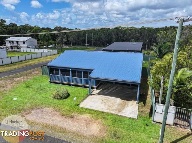 24 Tenanne Street RUSSELL ISLAND QLD 4184