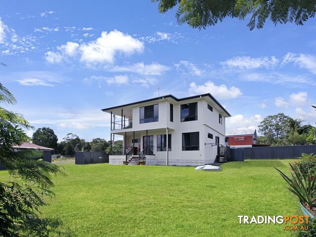 20 MARK ROAD RUSSELL ISLAND QLD 4184