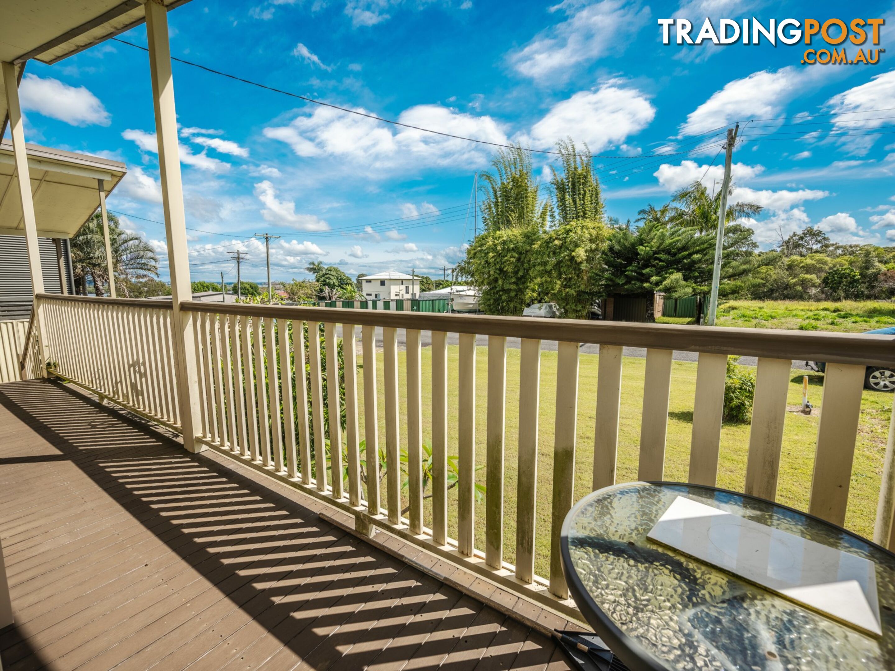 16 PANORAMA AVE RUSSELL ISLAND QLD 4184