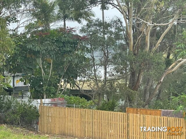 8 CUTTER STREET RUSSELL ISLAND QLD 4184