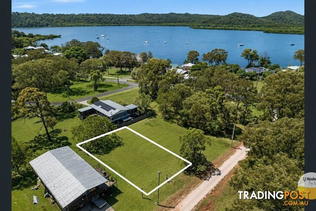 8 Wright Street RUSSELL ISLAND QLD 4184