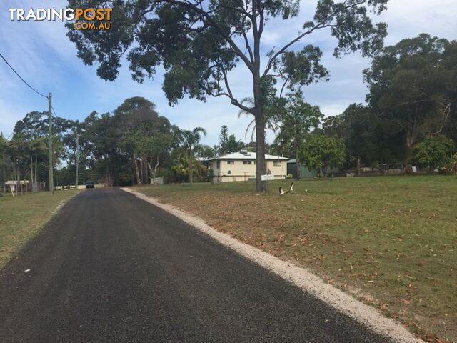 18-20 Reading Street RUSSELL ISLAND QLD 4184