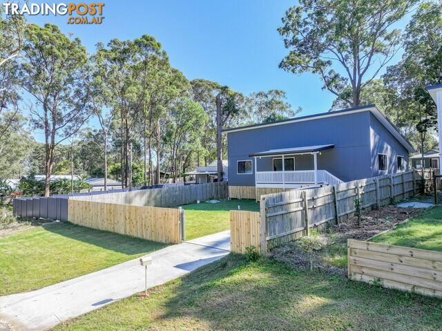 27 Dempsey St RUSSELL ISLAND QLD 4184