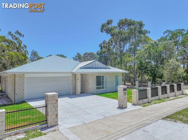 172 Centre Road RUSSELL ISLAND QLD 4184