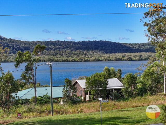 27 Cutter Street RUSSELL ISLAND QLD 4184